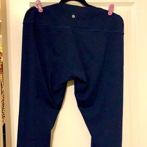 Lululemon Navy Wunder Thunder High Rise Tight 25”